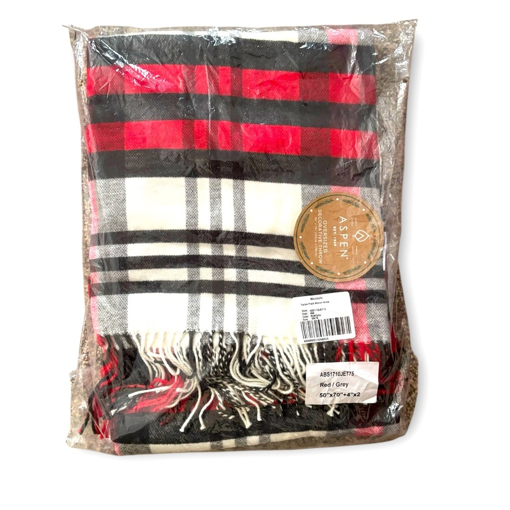 Aspen Red Black Tartan Plaid Oversized Decorative Throw Blanket With Fringe NWT